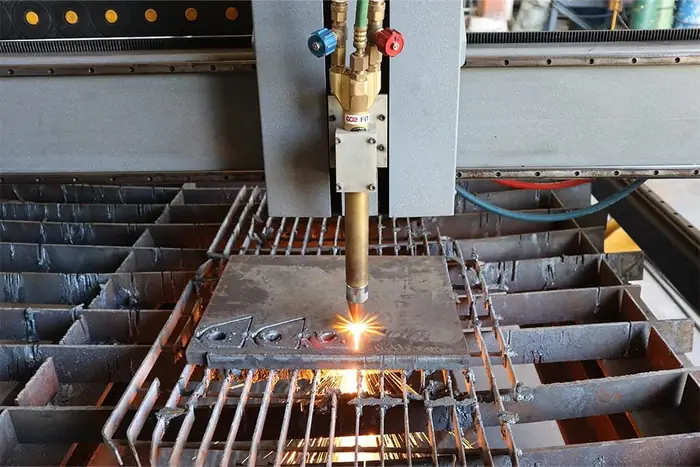 Corte por plasma CNC